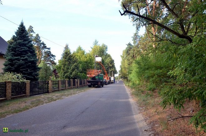 Nowe oświetlenie drogi z Kadzidła do Jeglijowca [24.08.2015] - zdjęcie #4 - eOstroleka.pl