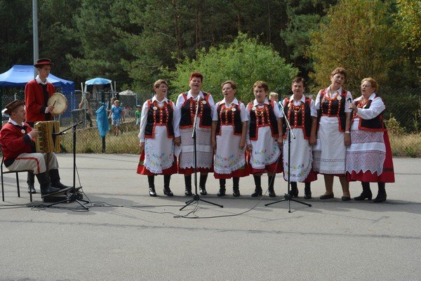 Festyn na zakończenie wakacji w Serafinie [25.08.2015] - zdjęcie #18 - eOstroleka.pl