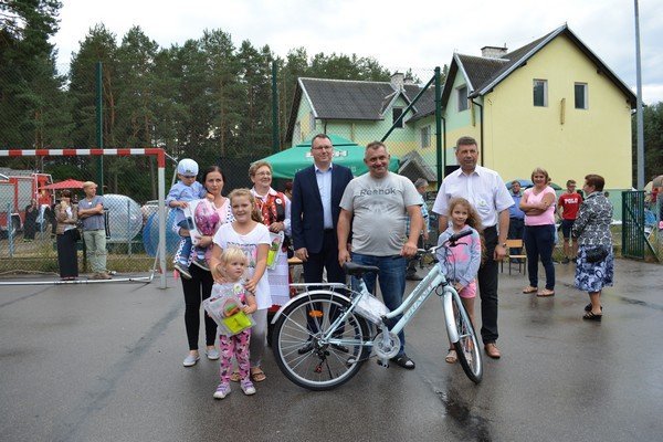 Festyn na zakończenie wakacji w Serafinie [25.08.2015] - zdjęcie #23 - eOstroleka.pl