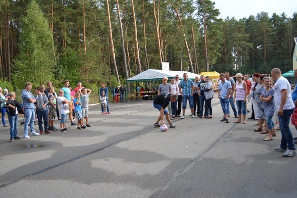 Festyn na zakończenie wakacji w Serafinie [25.08.2015] - zdjęcie #8 - eOstroleka.pl