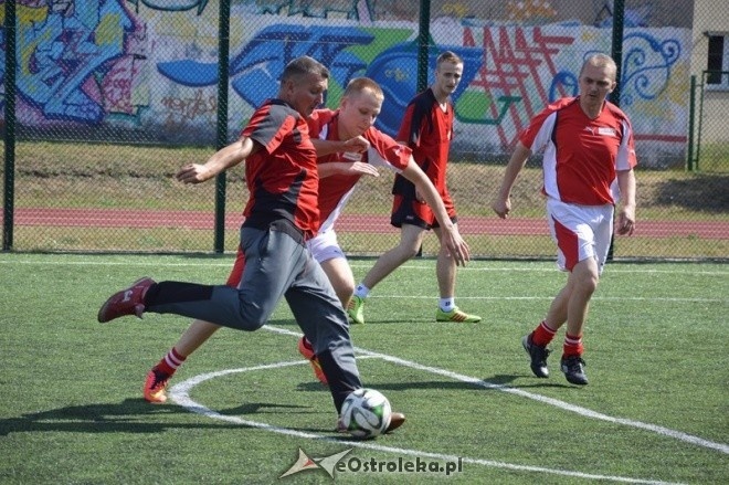 Międzyzakładowy turniej piłki nożnej [29.08.2015] - zdjęcie #8 - eOstroleka.pl