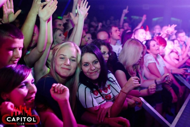 Piękni i Młodzi w klubie Capitol [29.08.2015] - zdjęcie #38 - eOstroleka.pl