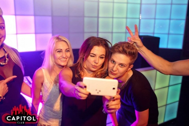 Piękni i Młodzi w klubie Capitol [29.08.2015] - zdjęcie #9 - eOstroleka.pl