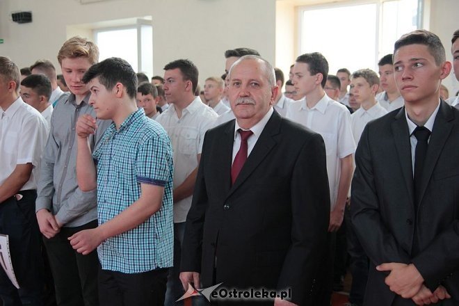Rozpoczęcie roku szkolnego 2015/2016 w Zespole Szkół Zawodowych nr 1 w Ostrołęce [01.09.2015] - zdjęcie #40 - eOstroleka.pl