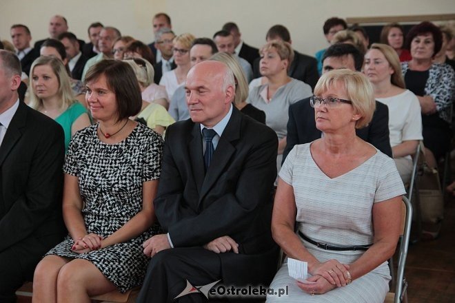 Rozpoczęcie roku szkolnego 2015/2016 w Zespole Szkół Zawodowych nr 1 w Ostrołęce [01.09.2015] - zdjęcie #29 - eOstroleka.pl