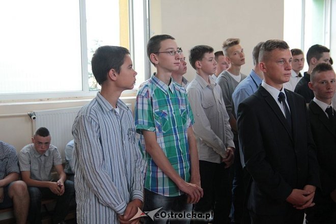 Rozpoczęcie roku szkolnego 2015/2016 w Zespole Szkół Zawodowych nr 1 w Ostrołęce [01.09.2015] - zdjęcie #20 - eOstroleka.pl
