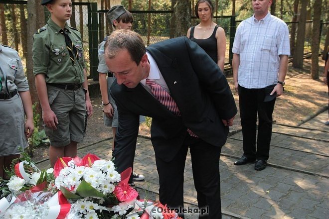 Ostrołęka: Miejskie obchody 76. rocznicy wybuchu II Wojny Światowej [01.09.2015] - zdjęcie #38 - eOstroleka.pl