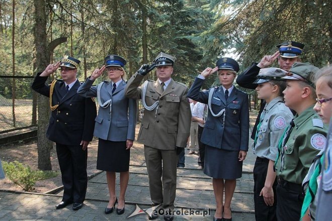 Ostrołęka: Miejskie obchody 76. rocznicy wybuchu II Wojny Światowej [01.09.2015] - zdjęcie #30 - eOstroleka.pl