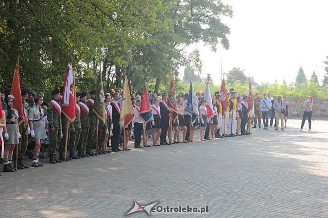 Ostrołęka: Miejskie obchody 76. rocznicy wybuchu II Wojny Światowej [01.09.2015] - zdjęcie #1 - eOstroleka.pl