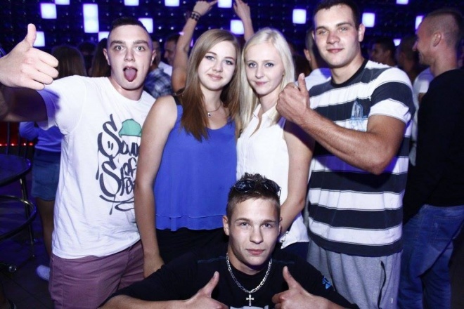 Didżej Mietek i Piana Party w Clubie Ibiza Zalesie [01.09.2015] - zdjęcie #15 - eOstroleka.pl