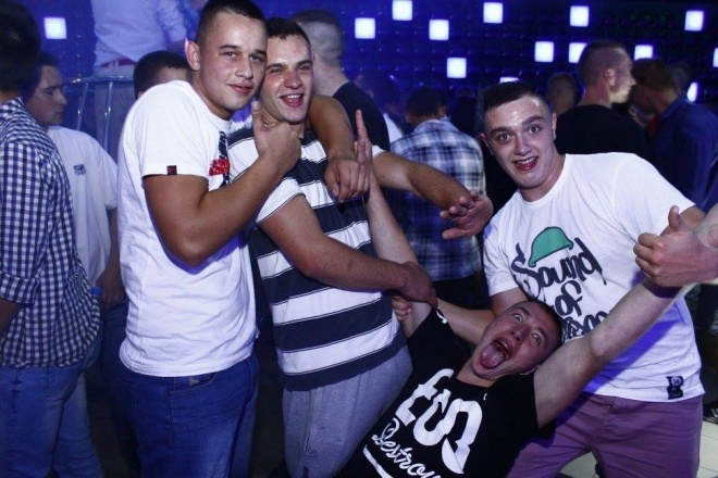 Didżej Mietek i Piana Party w Clubie Ibiza Zalesie [01.09.2015] - zdjęcie #43 - eOstroleka.pl