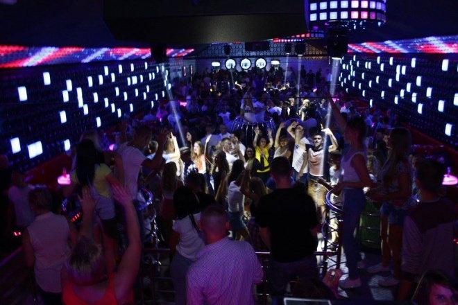 Didżej Mietek i Piana Party w Clubie Ibiza Zalesie [01.09.2015] - zdjęcie #57 - eOstroleka.pl