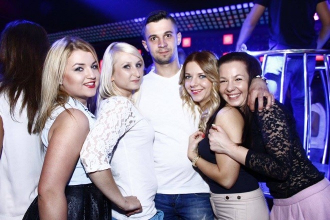 Didżej Mietek i Piana Party w Clubie Ibiza Zalesie [01.09.2015] - zdjęcie #70 - eOstroleka.pl