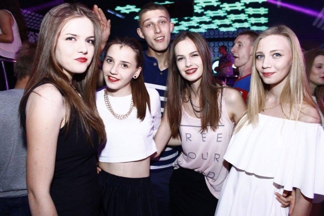 Didżej Mietek i Piana Party w Clubie Ibiza Zalesie [01.09.2015] - zdjęcie #76 - eOstroleka.pl
