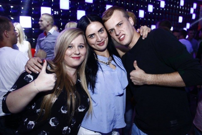 Didżej Mietek i Piana Party w Clubie Ibiza Zalesie [01.09.2015] - zdjęcie #84 - eOstroleka.pl