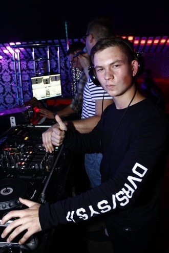 Didżej Mietek i Piana Party w Clubie Ibiza Zalesie [01.09.2015] - zdjęcie #56 - eOstroleka.pl