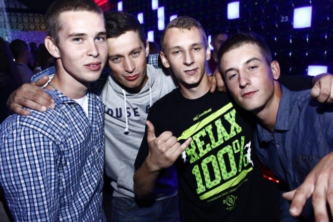 Didżej Mietek i Piana Party w Clubie Ibiza Zalesie [01.09.2015] - zdjęcie #24 - eOstroleka.pl