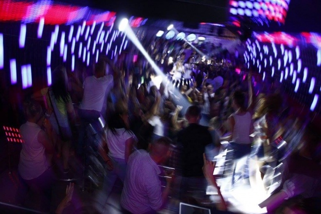 Didżej Mietek i Piana Party w Clubie Ibiza Zalesie [01.09.2015] - zdjęcie #23 - eOstroleka.pl