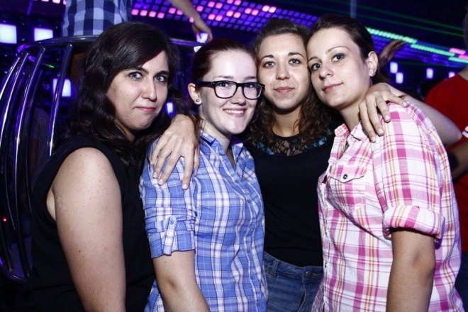 Didżej Mietek i Piana Party w Clubie Ibiza Zalesie [01.09.2015] - zdjęcie #2 - eOstroleka.pl