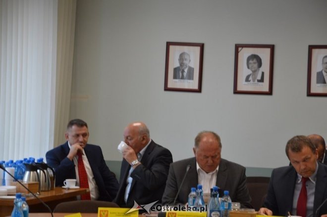 XIII sesja Rady Miasta Ostrołęki [04.09.2015] - zdjęcie #7 - eOstroleka.pl