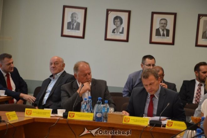 XIII sesja Rady Miasta Ostrołęki [04.09.2015] - zdjęcie #23 - eOstroleka.pl