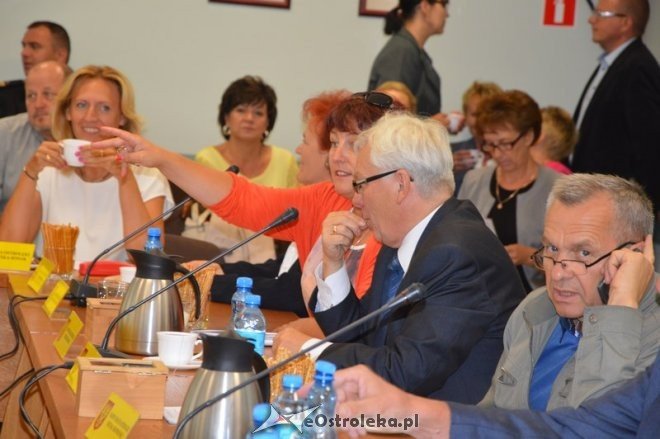 XIII sesja Rady Miasta Ostrołęki [04.09.2015] - zdjęcie #31 - eOstroleka.pl