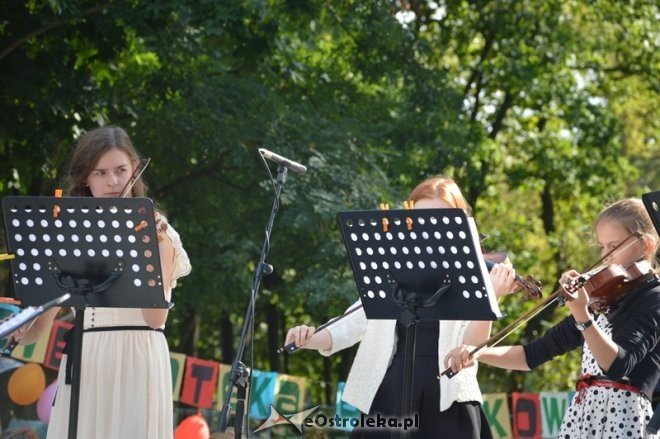 Piknik kulturalny Spotkajmy się w Parku [05.09.2015] - zdjęcie #7 - eOstroleka.pl