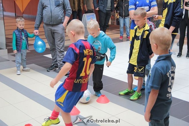 Z Bursztynową do szkoły, czyli targi zajęć pozalekcyjnych [06.09.2015] - zdjęcie #75 - eOstroleka.pl