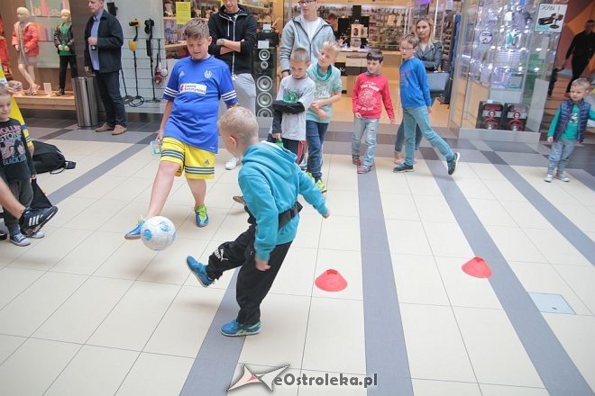 Z Bursztynową do szkoły, czyli targi zajęć pozalekcyjnych [06.09.2015] - zdjęcie #72 - eOstroleka.pl