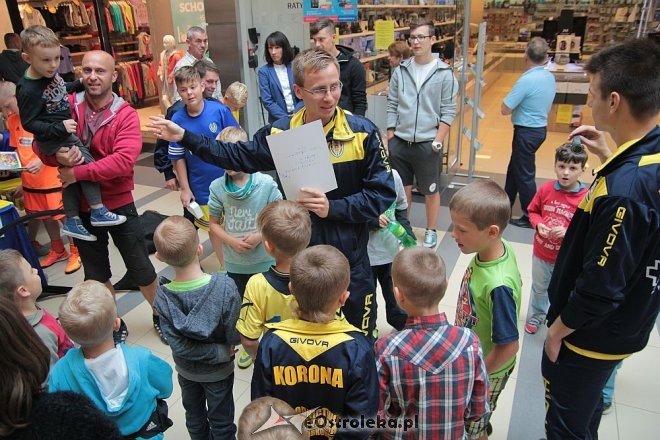 Z Bursztynową do szkoły, czyli targi zajęć pozalekcyjnych [06.09.2015] - zdjęcie #67 - eOstroleka.pl