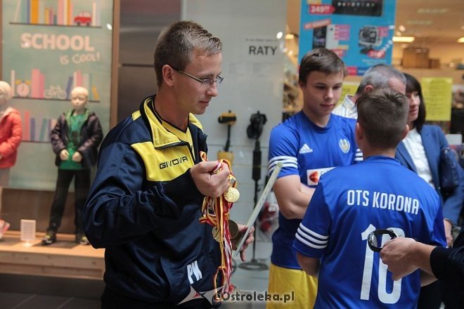 Z Bursztynową do szkoły, czyli targi zajęć pozalekcyjnych [06.09.2015] - zdjęcie #64 - eOstroleka.pl