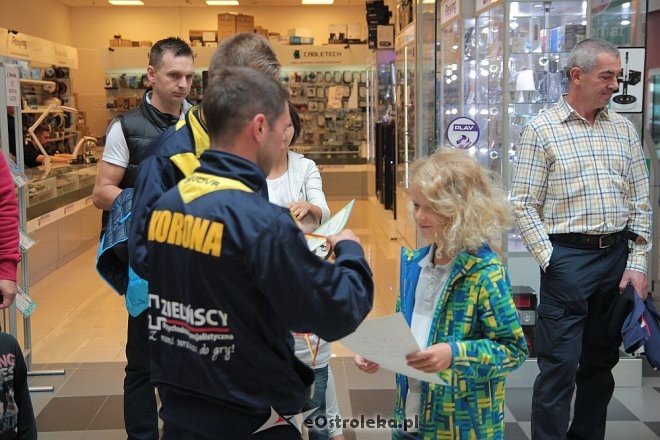 Z Bursztynową do szkoły, czyli targi zajęć pozalekcyjnych [06.09.2015] - zdjęcie #60 - eOstroleka.pl