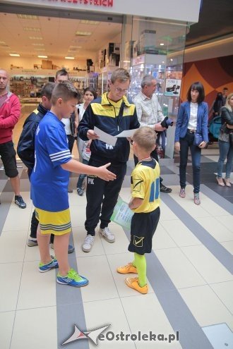 Z Bursztynową do szkoły, czyli targi zajęć pozalekcyjnych [06.09.2015] - zdjęcie #49 - eOstroleka.pl