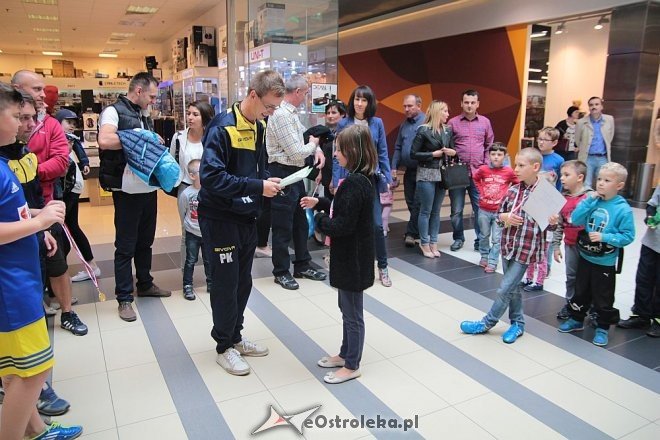 Z Bursztynową do szkoły, czyli targi zajęć pozalekcyjnych [06.09.2015] - zdjęcie #48 - eOstroleka.pl