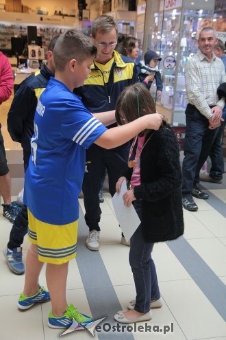 Z Bursztynową do szkoły, czyli targi zajęć pozalekcyjnych [06.09.2015] - zdjęcie #47 - eOstroleka.pl