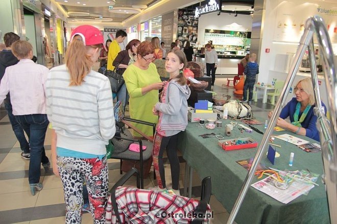 Z Bursztynową do szkoły, czyli targi zajęć pozalekcyjnych [06.09.2015] - zdjęcie #36 - eOstroleka.pl