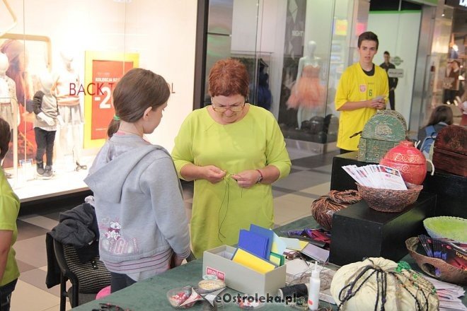 Z Bursztynową do szkoły, czyli targi zajęć pozalekcyjnych [06.09.2015] - zdjęcie #34 - eOstroleka.pl
