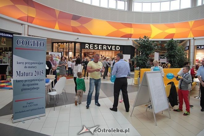 Z Bursztynową do szkoły, czyli targi zajęć pozalekcyjnych [06.09.2015] - zdjęcie #14 - eOstroleka.pl