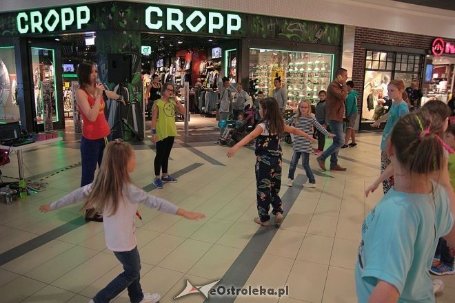 Z Bursztynową do szkoły, czyli targi zajęć pozalekcyjnych [06.09.2015] - zdjęcie #11 - eOstroleka.pl