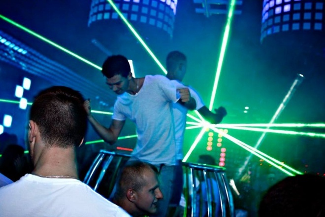 EROTYCZNA PROWOKACJA W IBIZIE [05.09.2015] - zdjęcie #24 - eOstroleka.pl