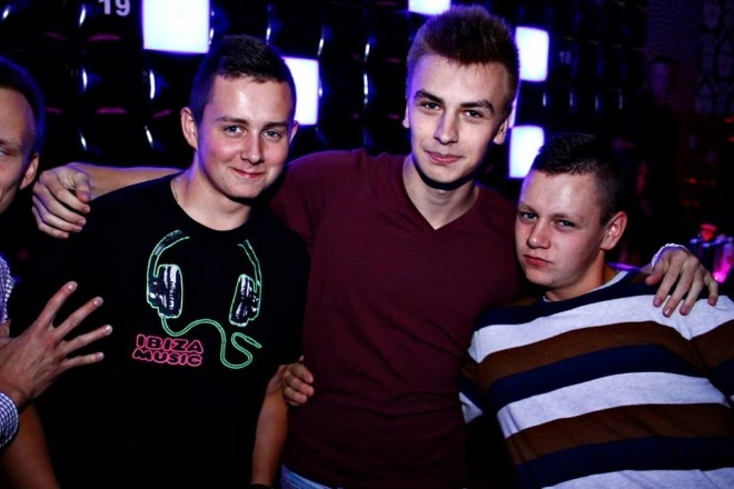 EROTYCZNA PROWOKACJA W IBIZIE [05.09.2015] - zdjęcie #21 - eOstroleka.pl