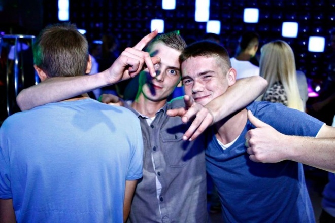 EROTYCZNA PROWOKACJA W IBIZIE [05.09.2015] - zdjęcie #18 - eOstroleka.pl