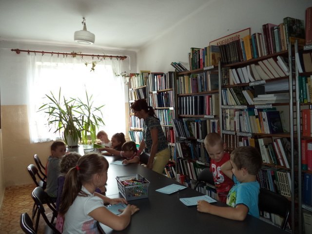 Wakacyjne podsumowanie w goworowskiej bibliotece [07.09.2015] - zdjęcie #7 - eOstroleka.pl