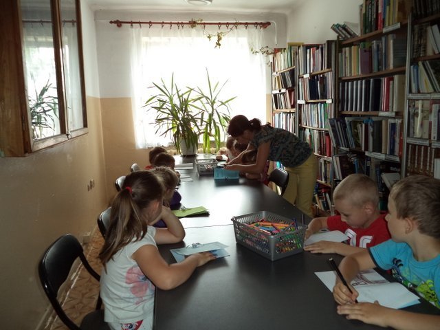 Wakacyjne podsumowanie w goworowskiej bibliotece [07.09.2015] - zdjęcie #2 - eOstroleka.pl