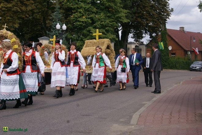Niedziela Kadzidlańska i dożynki parafialne 2015 [07.09.2015] - zdjęcie #61 - eOstroleka.pl