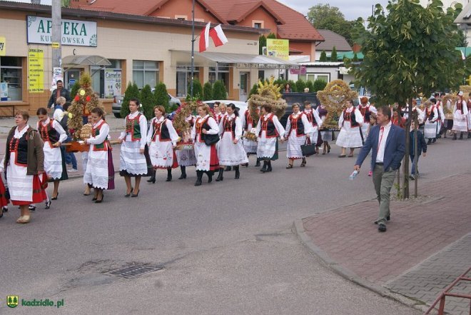 Niedziela Kadzidlańska i dożynki parafialne 2015 [07.09.2015] - zdjęcie #68 - eOstroleka.pl