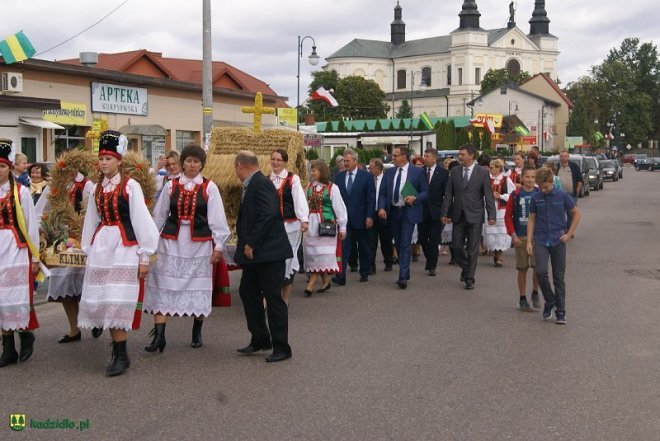 Niedziela Kadzidlańska i dożynki parafialne 2015 [07.09.2015] - zdjęcie #70 - eOstroleka.pl