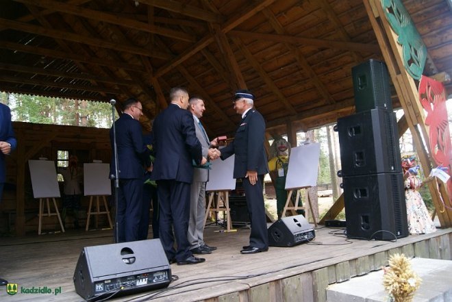 Niedziela Kadzidlańska i dożynki parafialne 2015 [07.09.2015] - zdjęcie #268 - eOstroleka.pl