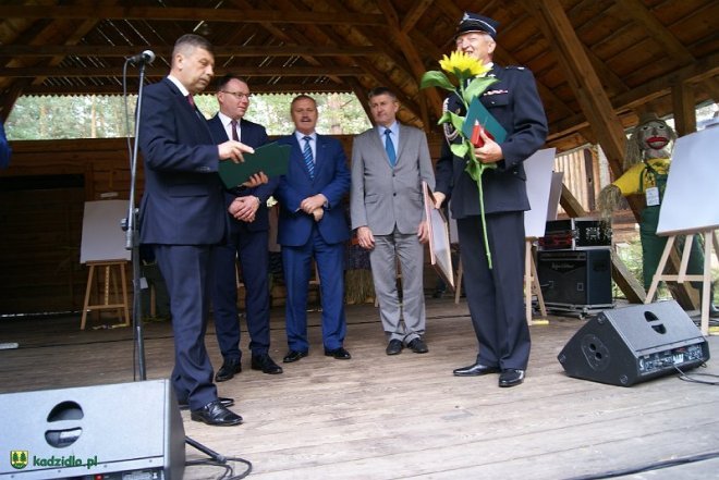 Niedziela Kadzidlańska i dożynki parafialne 2015 [07.09.2015] - zdjęcie #258 - eOstroleka.pl