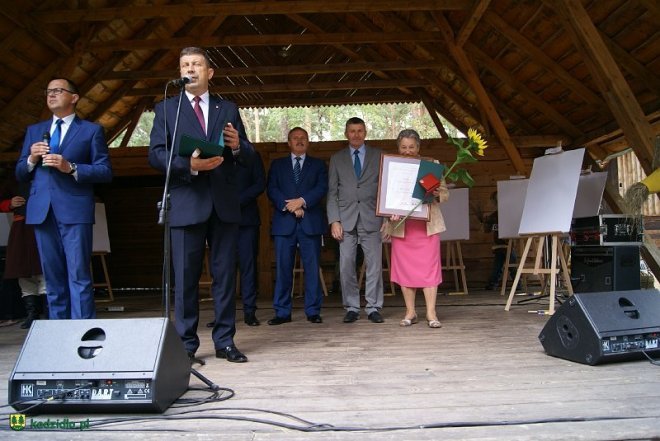 Niedziela Kadzidlańska i dożynki parafialne 2015 [07.09.2015] - zdjęcie #244 - eOstroleka.pl